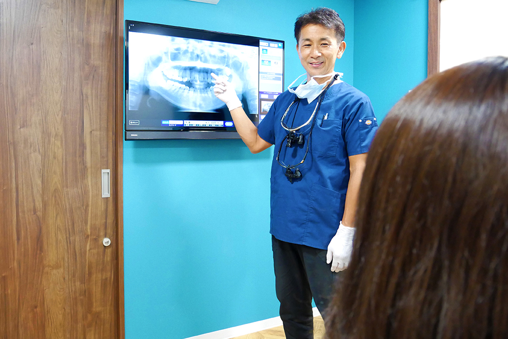 新橋駅・AKuA Dental Clinic・当院はインプラントと歯周病の治療を得意としております