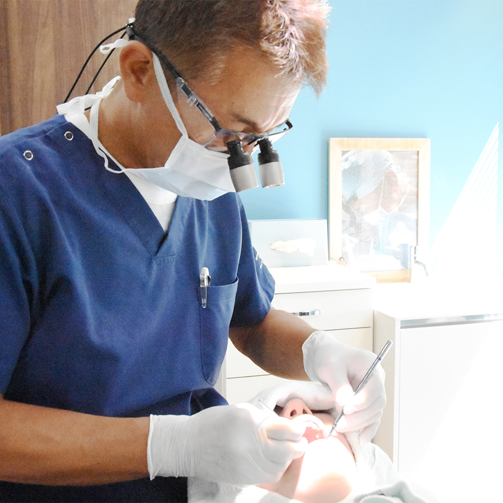 新橋駅・AKuA Dental Clinic・高水準の歯周病治療を提供